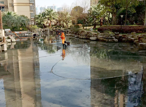 左权景观池淤泥清理