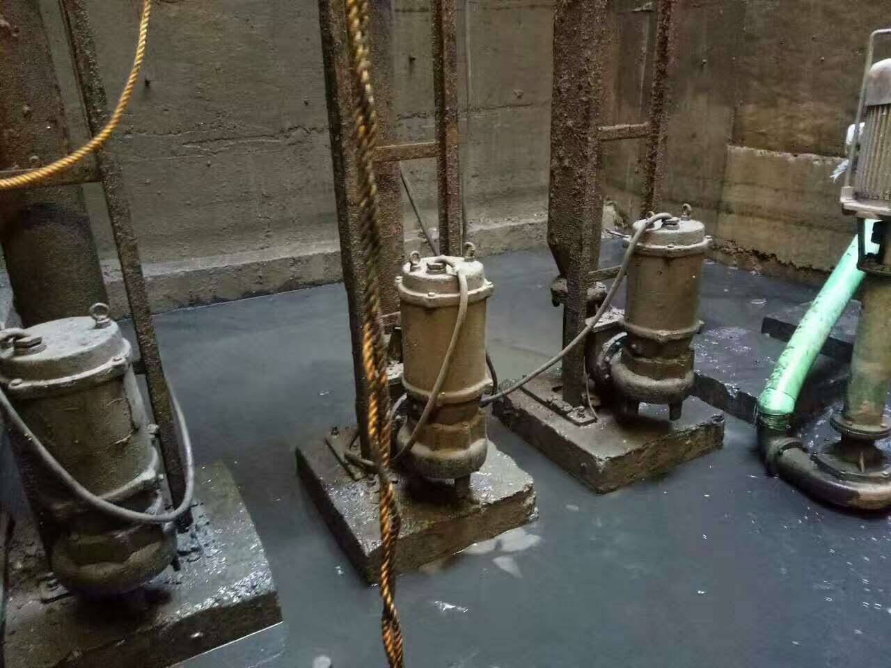 左权污水池清理